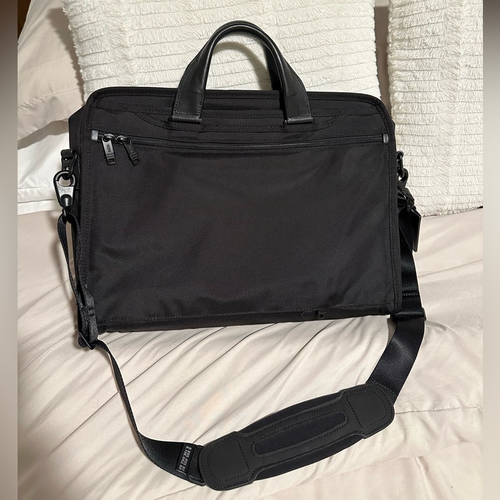 Tumi Briefcase - image 3